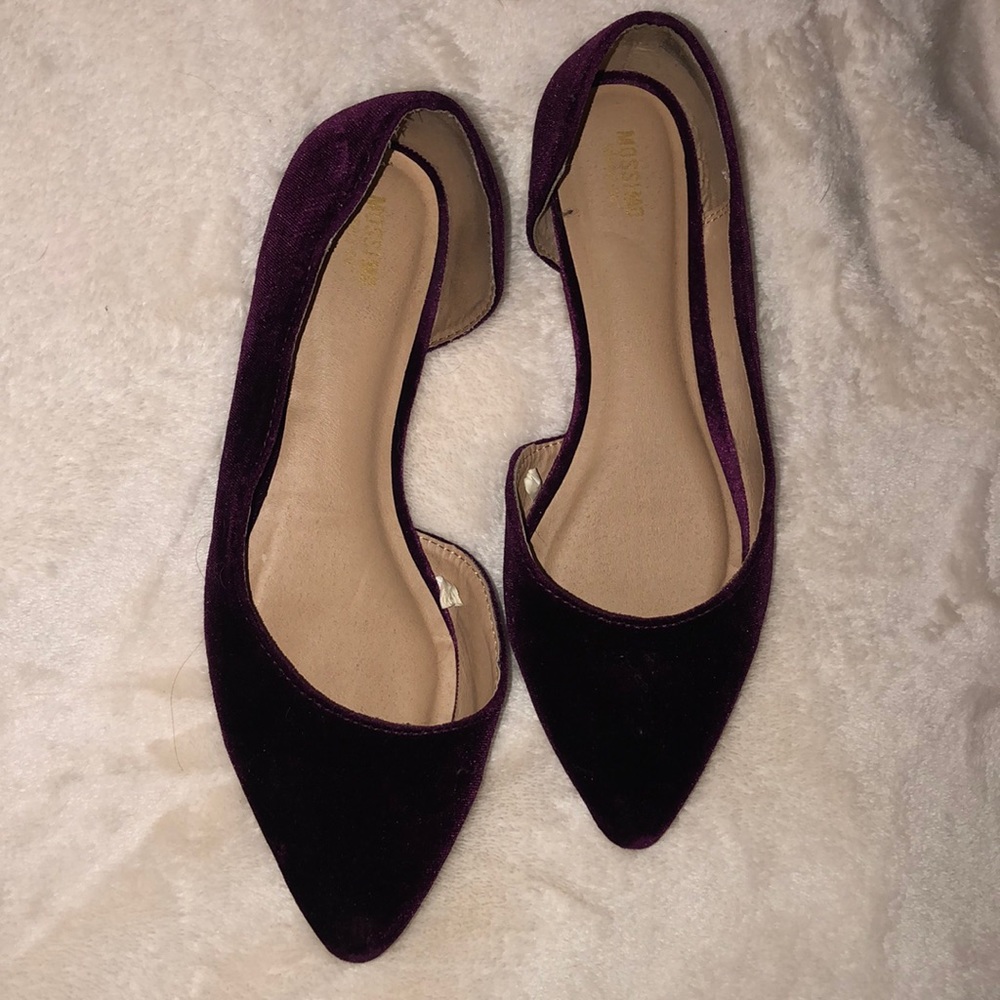 Burgundy velvet flats